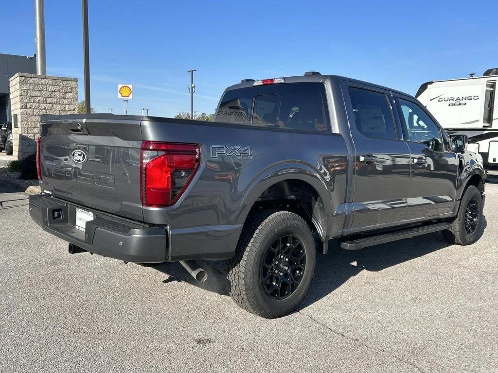 FORD F-150 XLT - 4