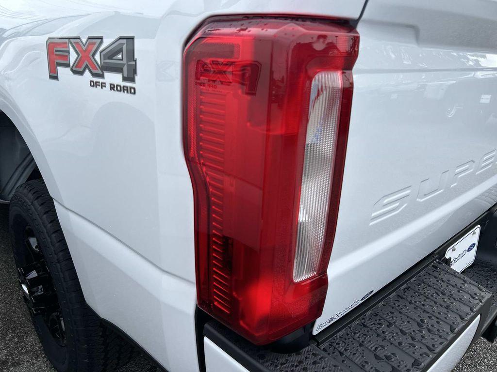 صورة 8 لـ 2026 FORD F-250 XL