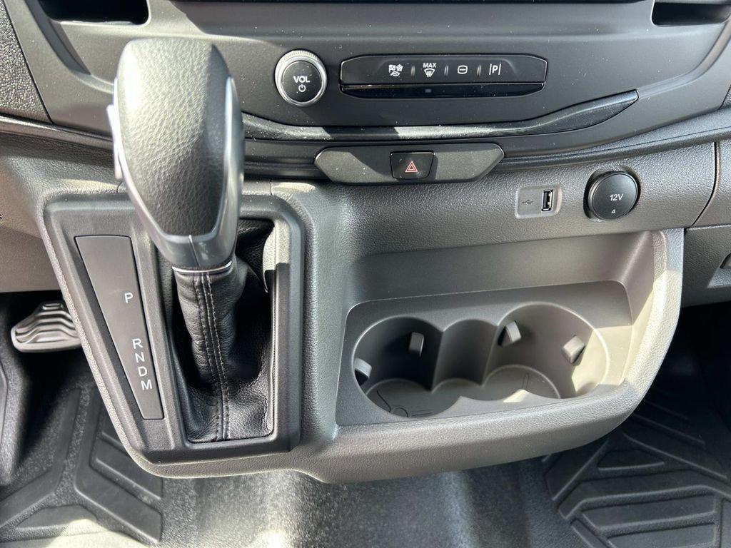 صورة مصغرة 13 لـ 2026 FORD TRANSIT-250 BASE