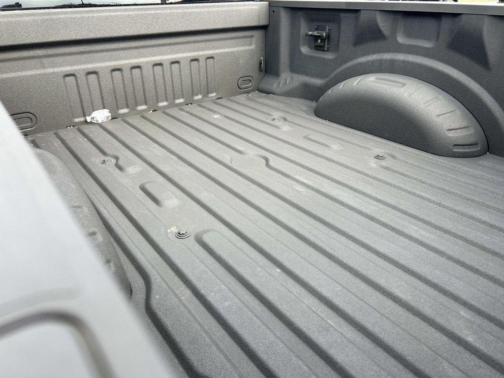 2025 FORD F-250 PLATINUM 缩略图 12