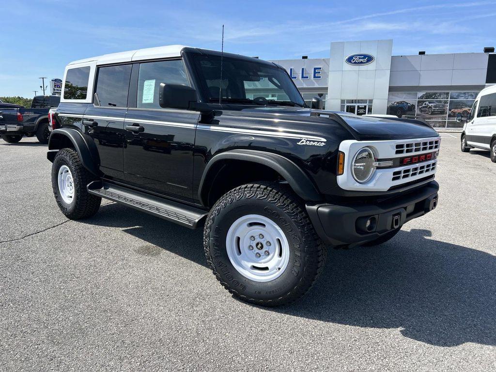 FORD BRONCO HERITAGE EDITION - 2
