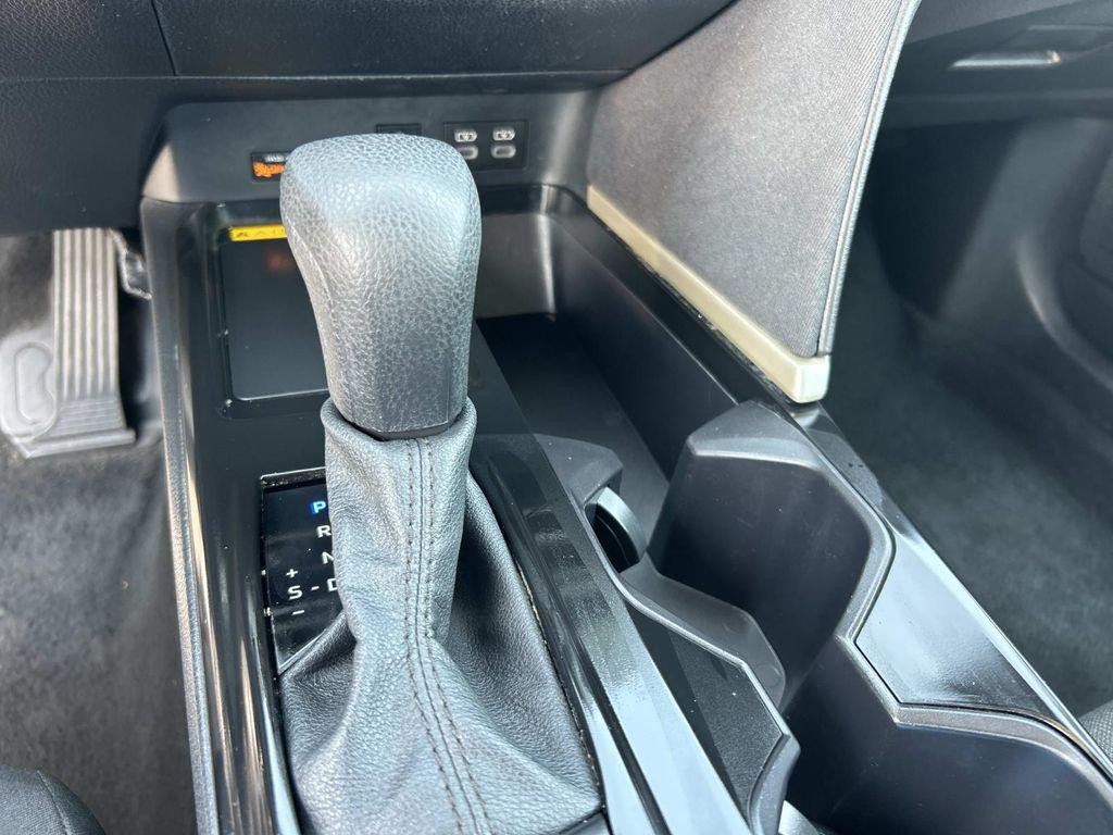 صورة مصغرة 29 لـ 2025 Toyota CAMRY LE