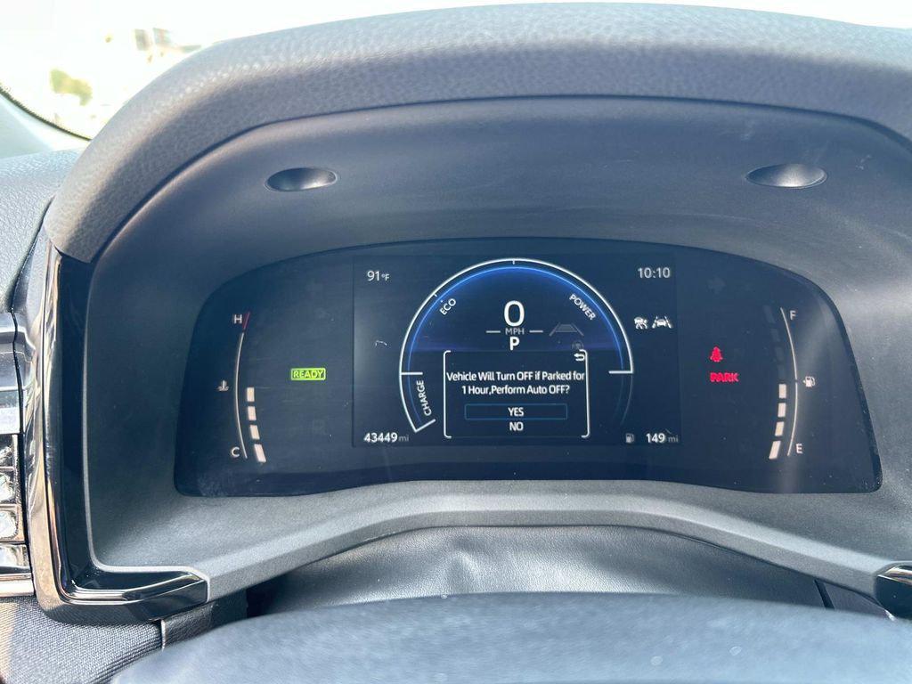 صورة مصغرة 32 لـ 2025 Toyota CAMRY LE