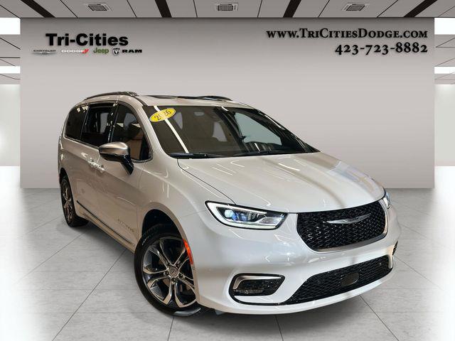 New 2026 Chrysler Pacifica L