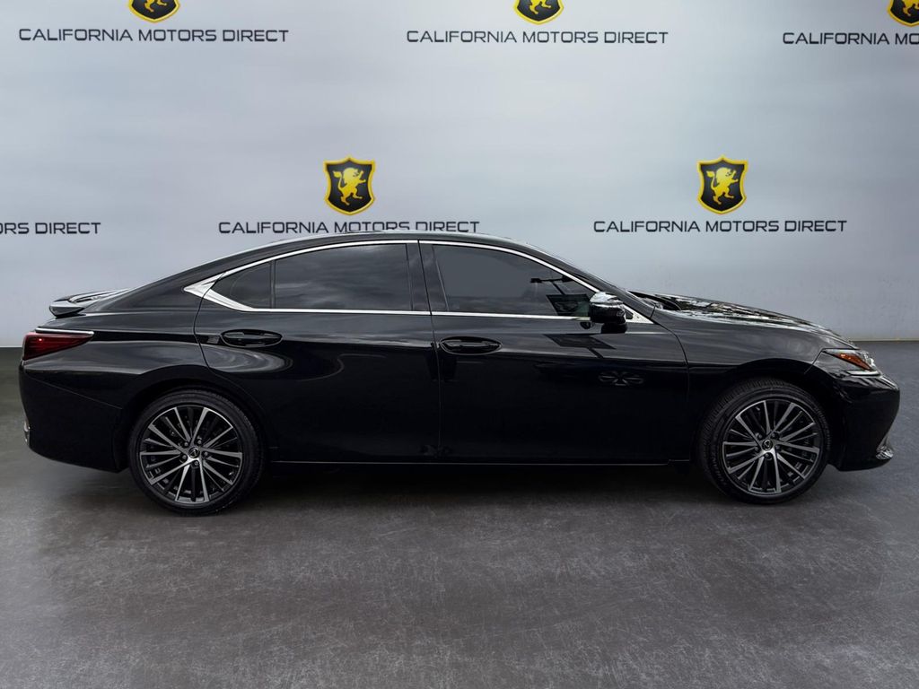 2024 Lexus ES 300H BASE — фото 6