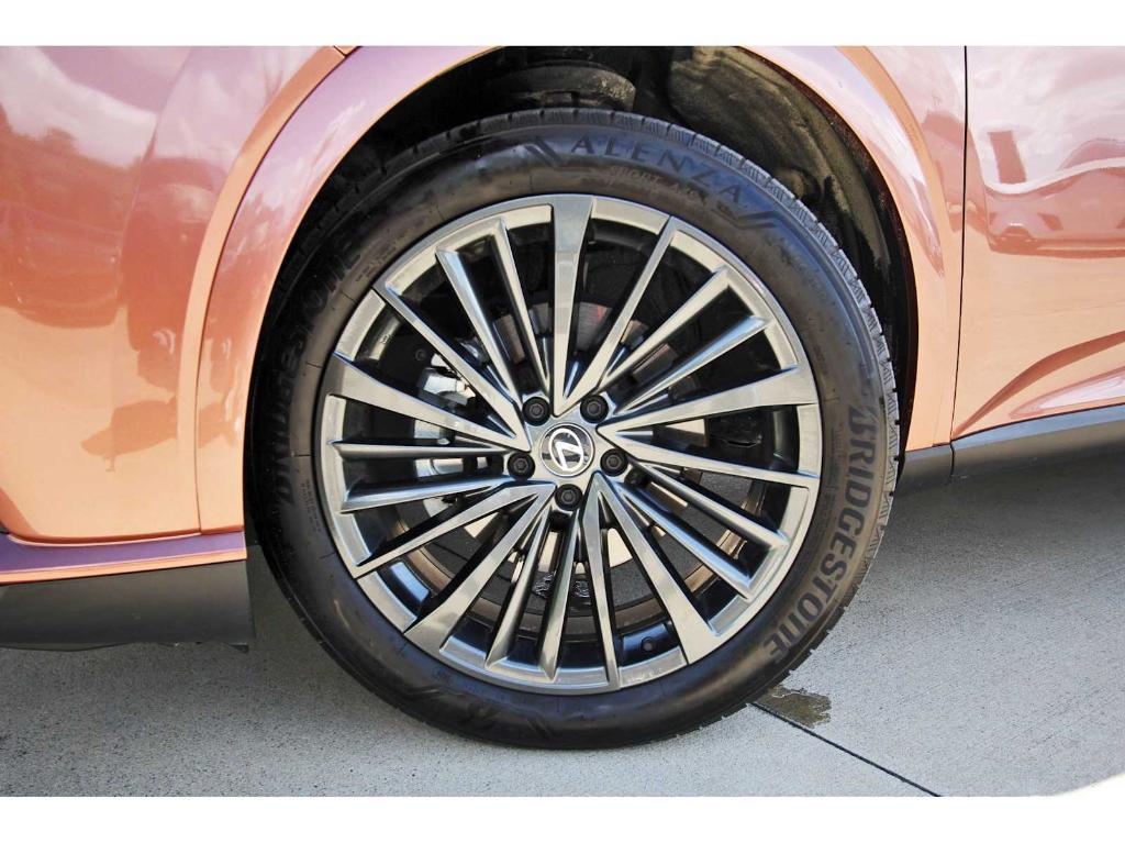 صورة مصغرة 30 لـ 2025 Lexus RX 350 PREMIUM