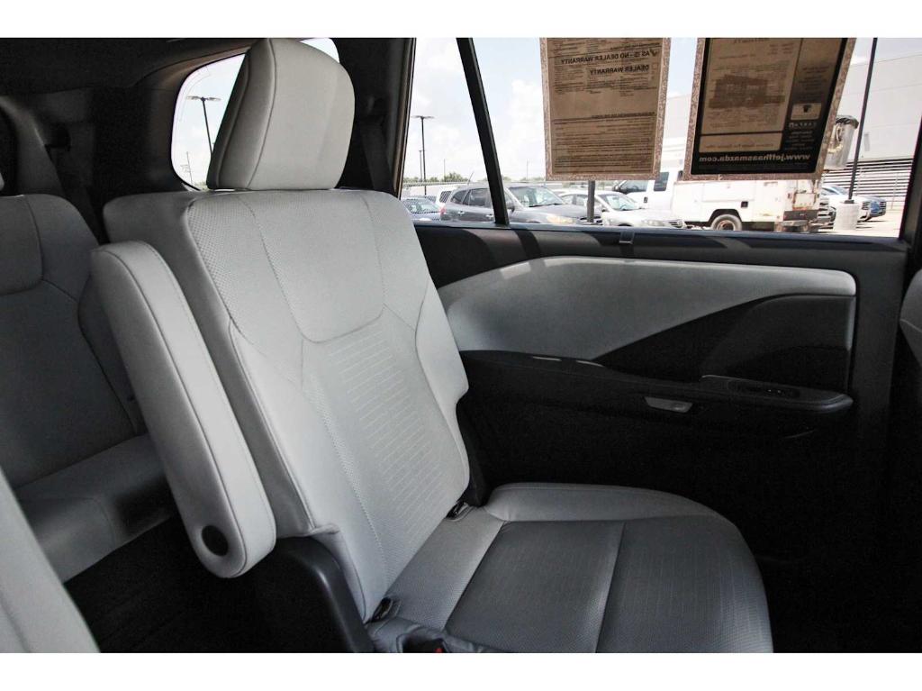 صورة 10 لـ 2025 Lexus TX 350