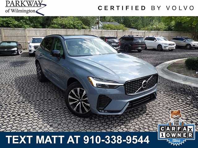 2024 Volvo XC60 B5 CORE 照片 1