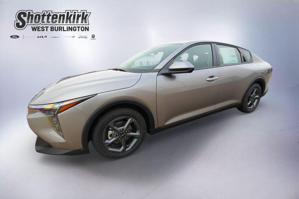 New 2026 Kia K4 LXS