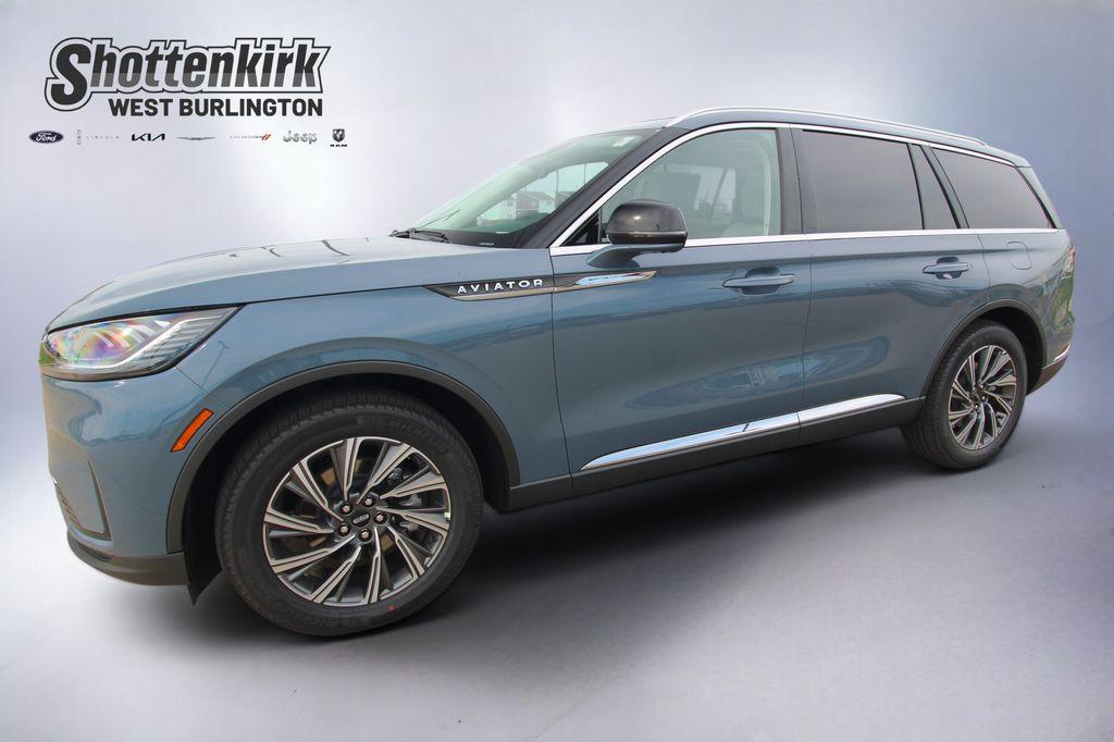 New 2026 Lincoln Aviator Premiere