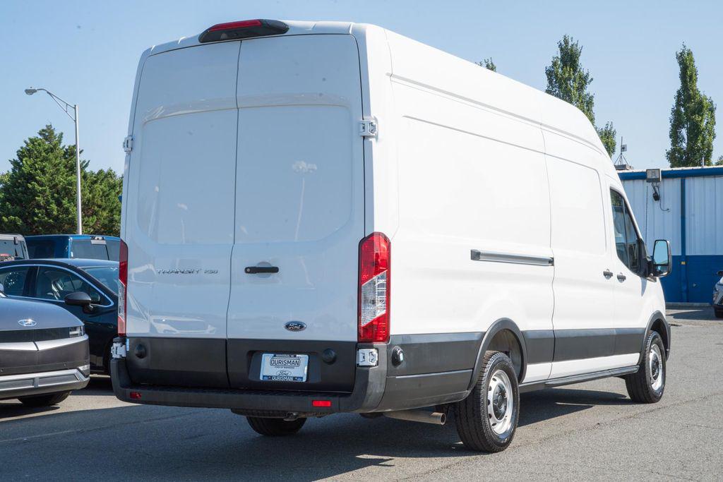 صورة 4 لـ 2025 FORD TRANSIT-250 BASE