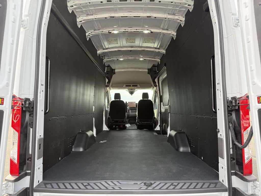 2026 FORD TRANSIT-350 BASE — миниатюра 12