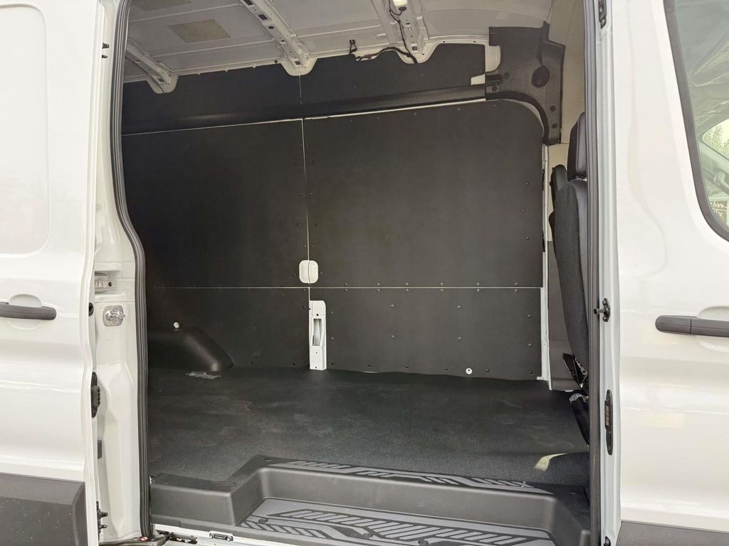 2026 FORD TRANSIT-350 BASE — миниатюра 11