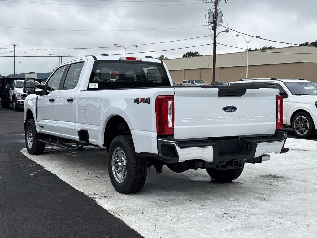 صورة 5 لـ 2026 FORD F-350 XL