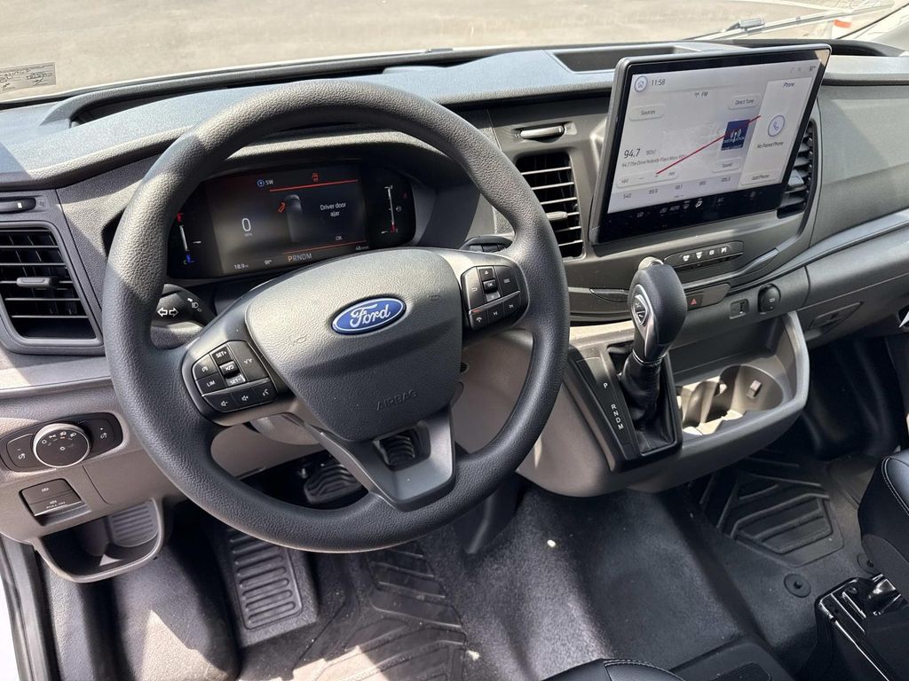صورة مصغرة 13 لـ 2026 FORD TRANSIT-250 BASE