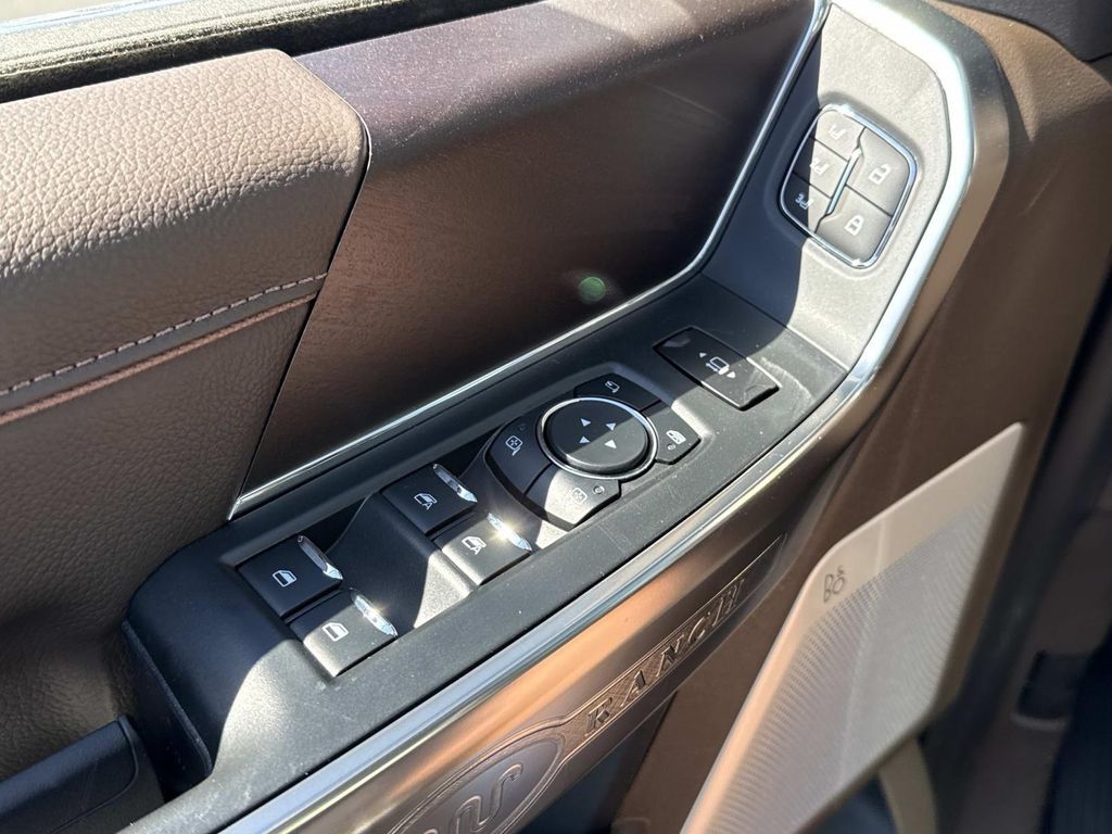 صورة مصغرة 18 لـ 2026 FORD F-350 KING RANCH