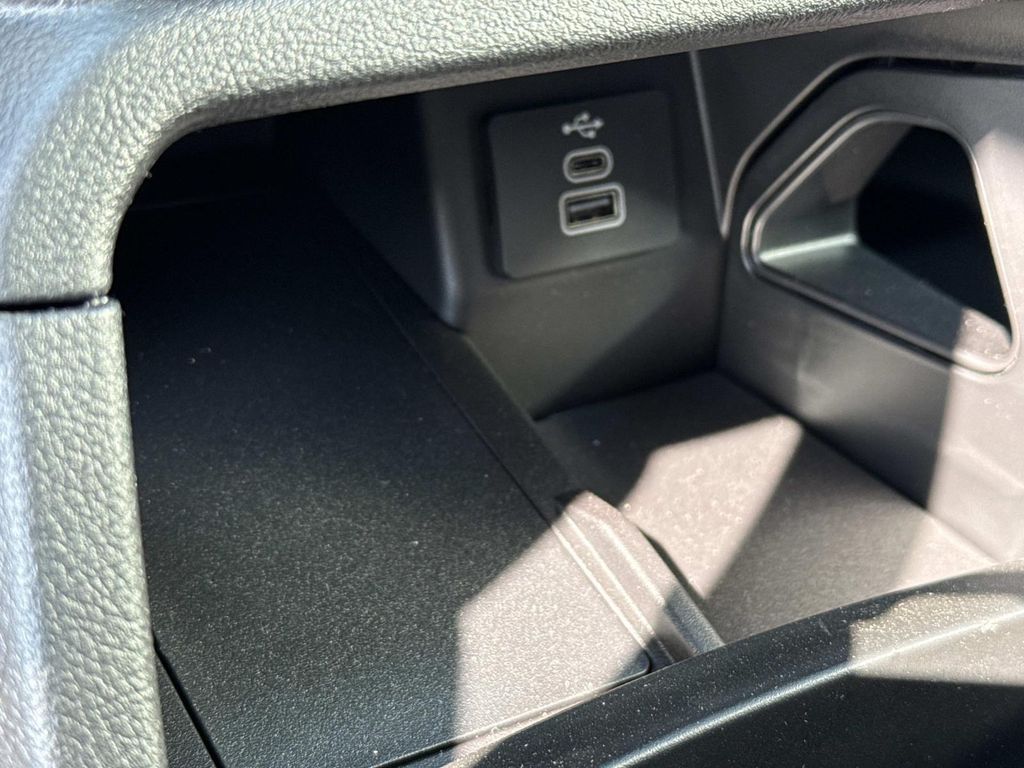 2025 FORD RANGER XLT 缩略图 17