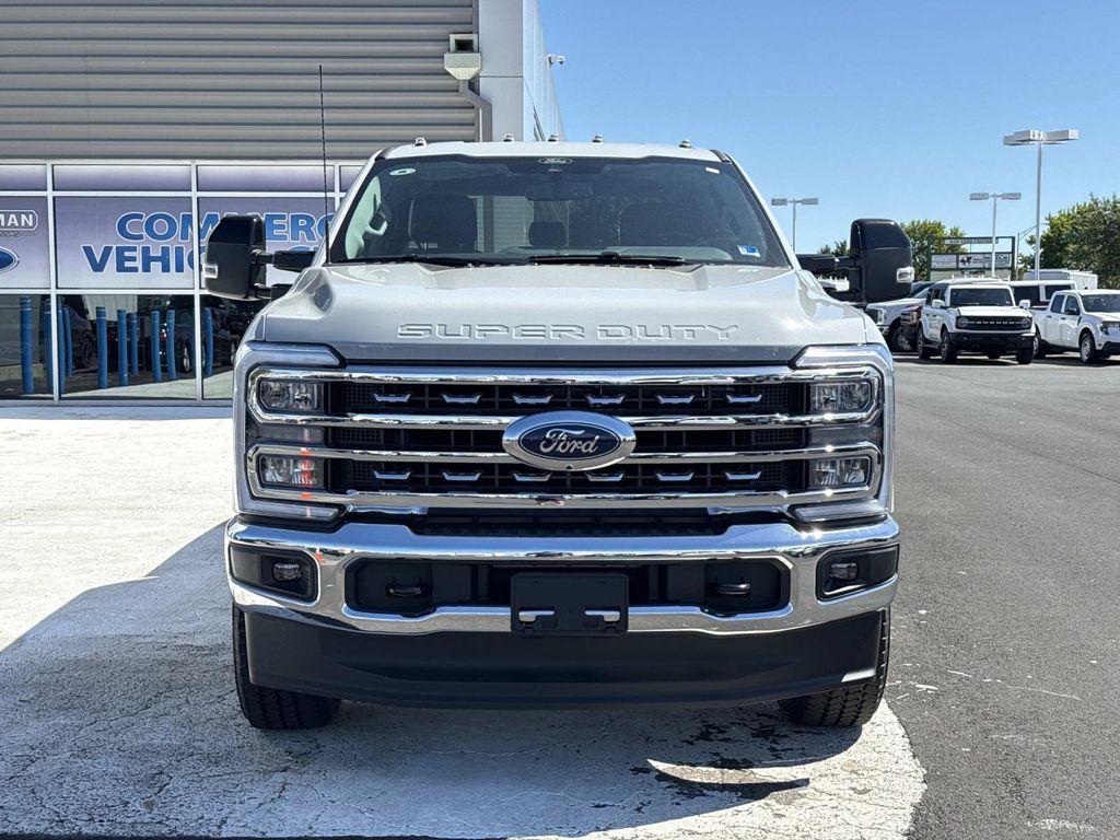 2026 FORD F-250 LARIAT — фото 8