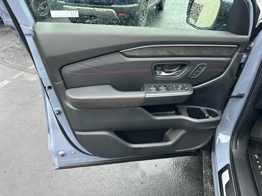 2026 Honda PILOT BLACK EDITION — миниатюра 22
