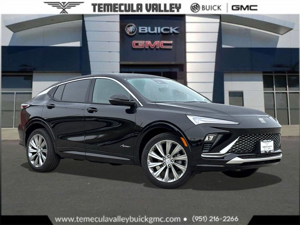 New 2026 Buick Envista Avenir FWD