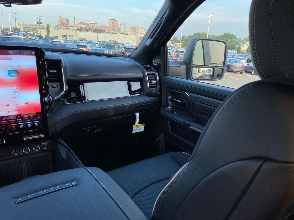 صورة مصغرة 17 لـ 2026 RAM 2500 LIMITED