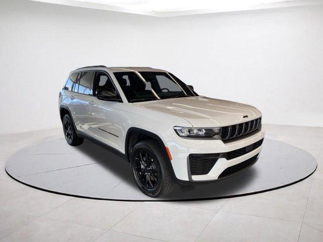 New 2026 Jeep Grand Cherokee Laredo