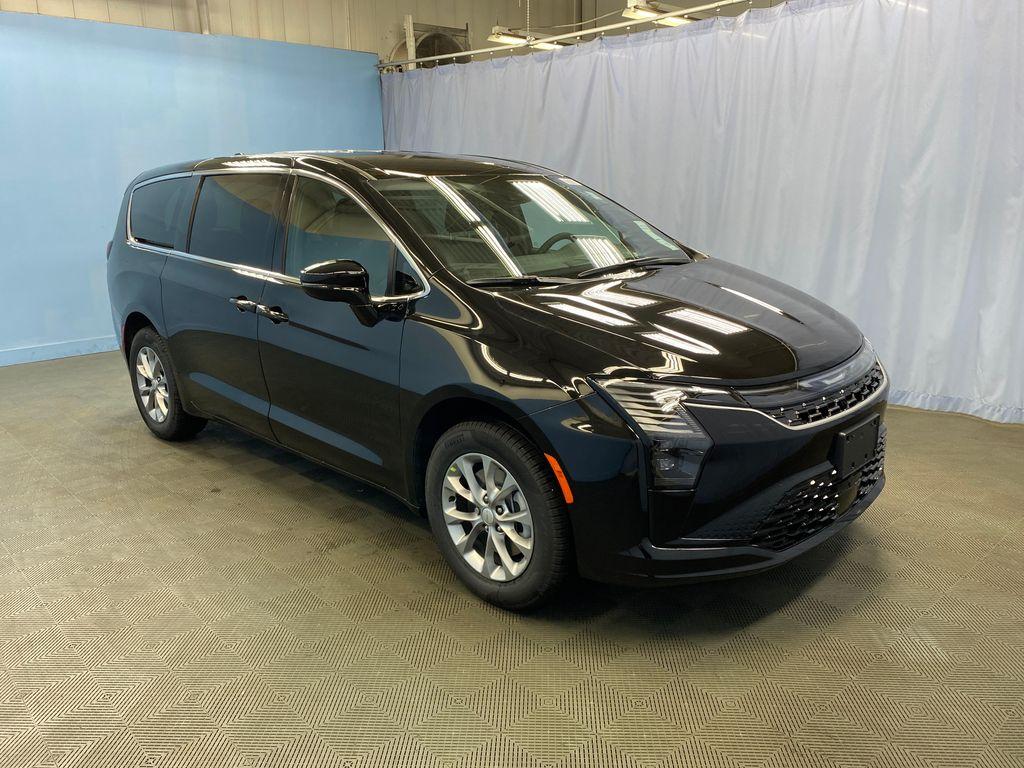 New 2027 Chrysler Pacifica SELECT