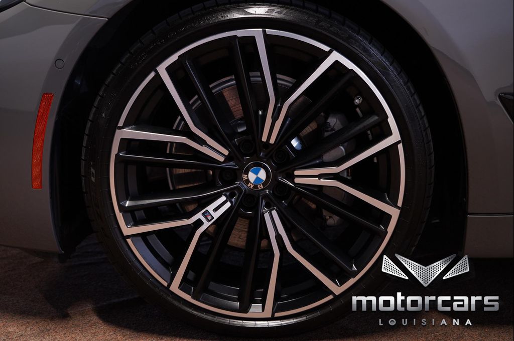 2022 BMW 530 I — фото 20