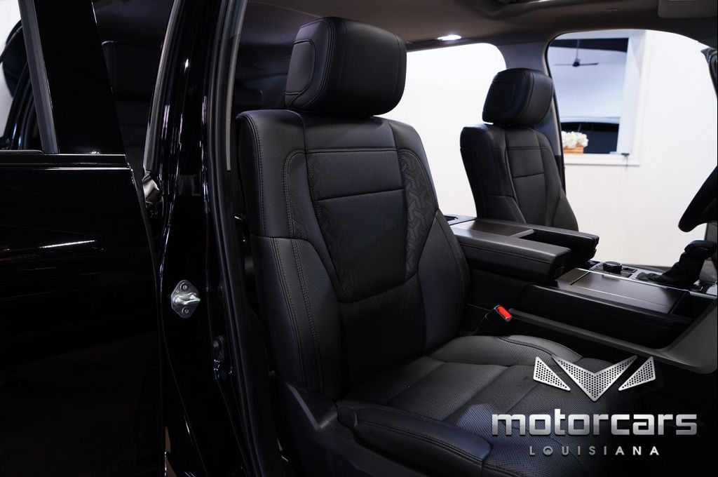 صورة مصغرة 31 لـ 2023 Toyota SEQUOIA SR5