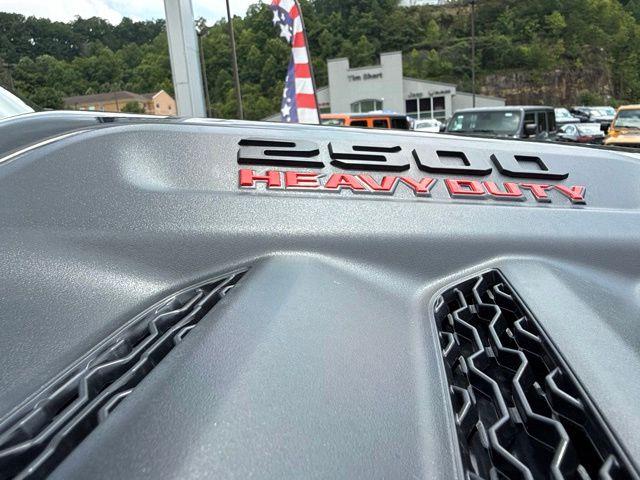 صورة مصغرة 12 لـ 2026 RAM 2500 TRADESMAN