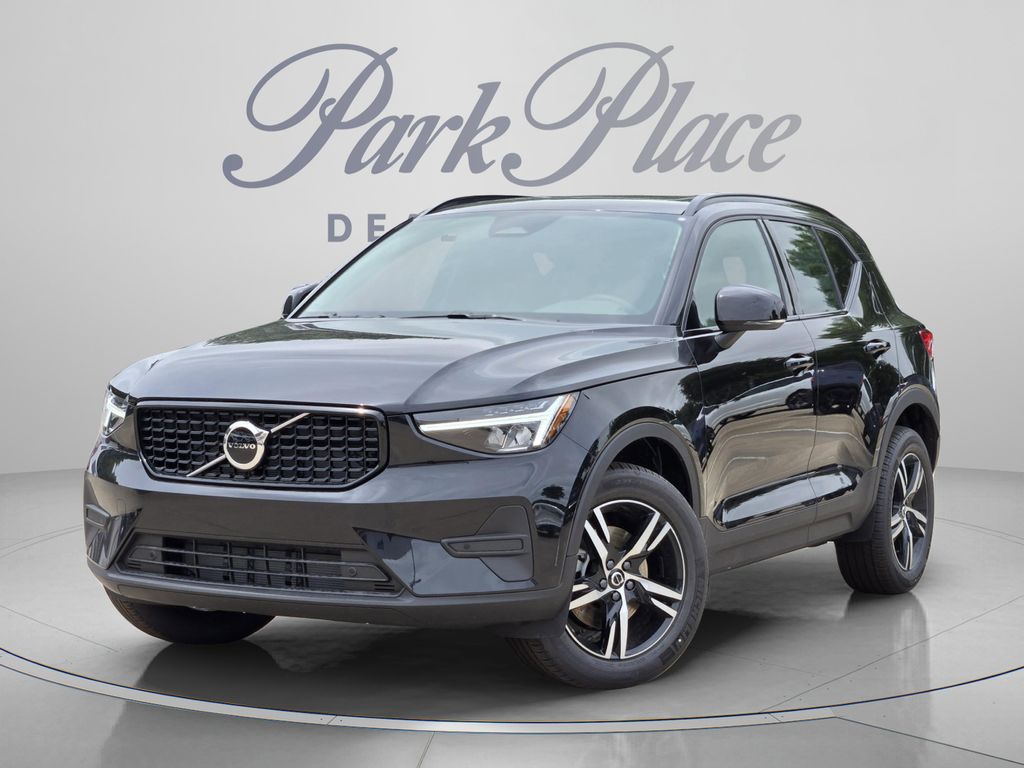New 2026 Volvo XC40 Core, B5 AWD Gas (mild hybrid), Dark