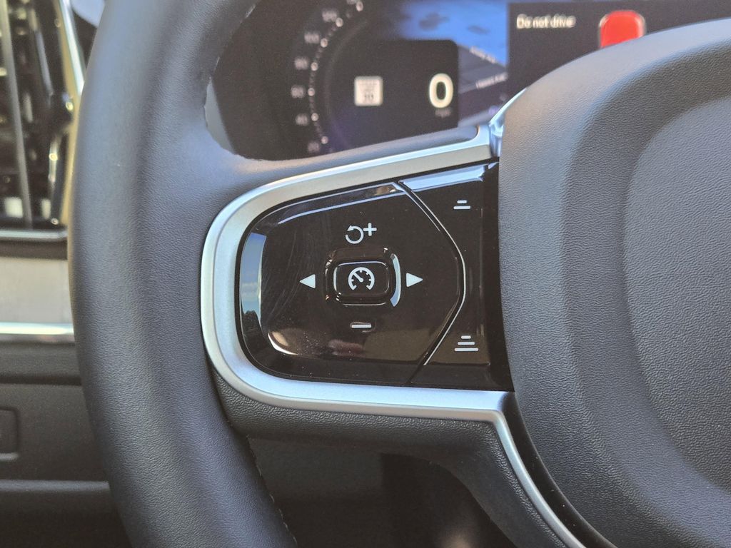 صورة مصغرة 22 لـ 2026 Volvo XC60 B5 PLUS
