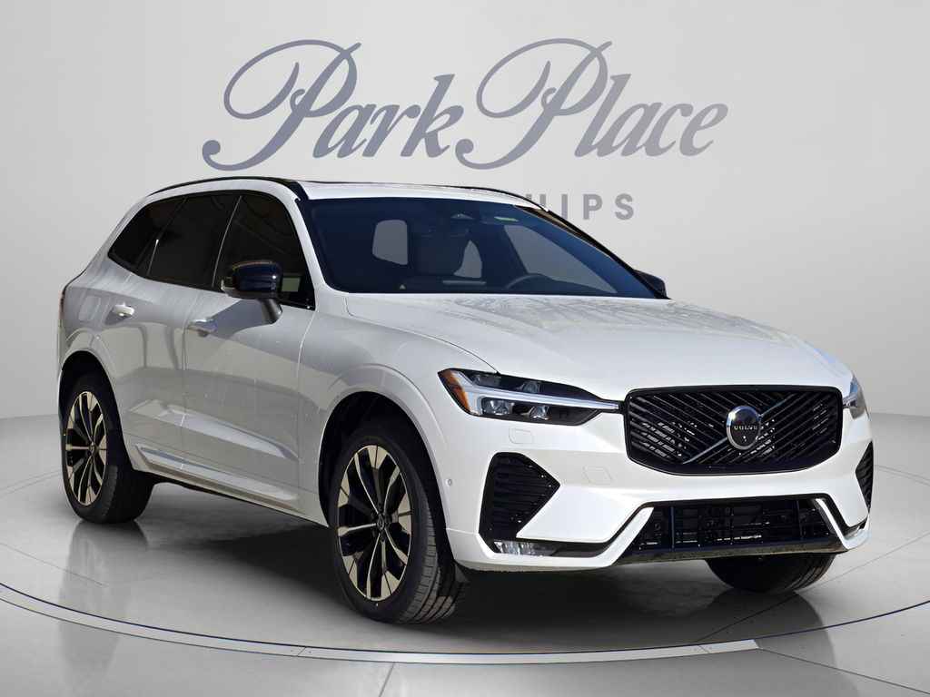 2026 Volvo XC60 B5 PLUS — фото 6