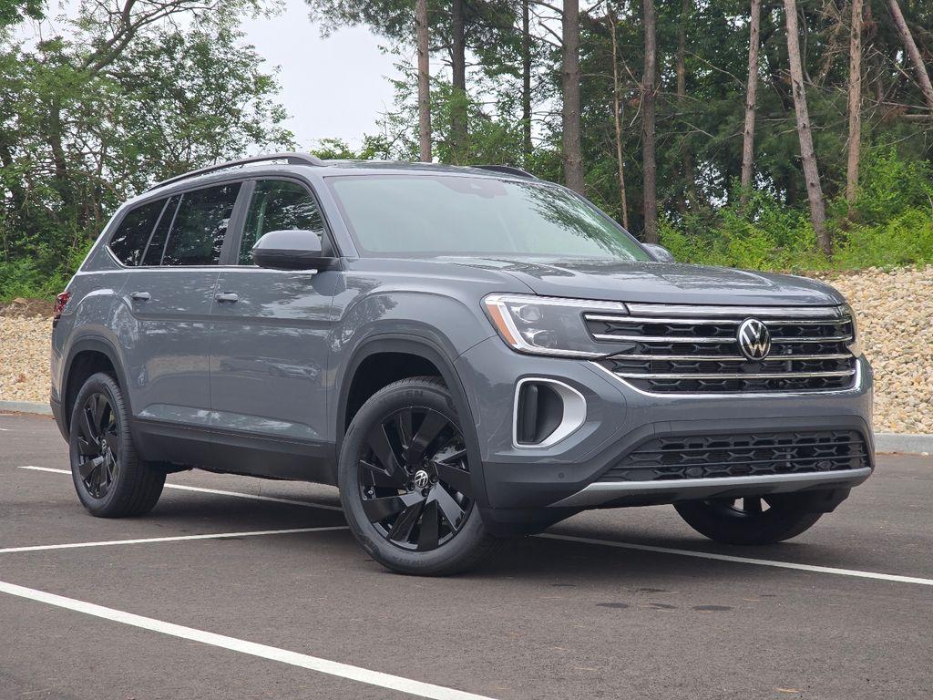 New 2026 Volkswagen Atlas 2.0T SE W/TECHNOLOGY