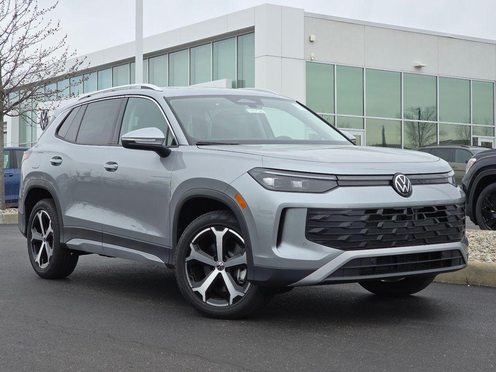 New 2026 Volkswagen Tiguan 2.0T SE