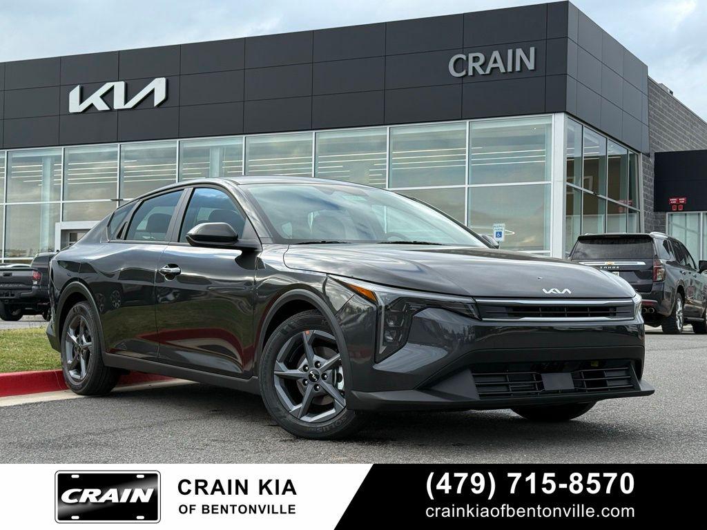 New 2026 Kia K4 LXS