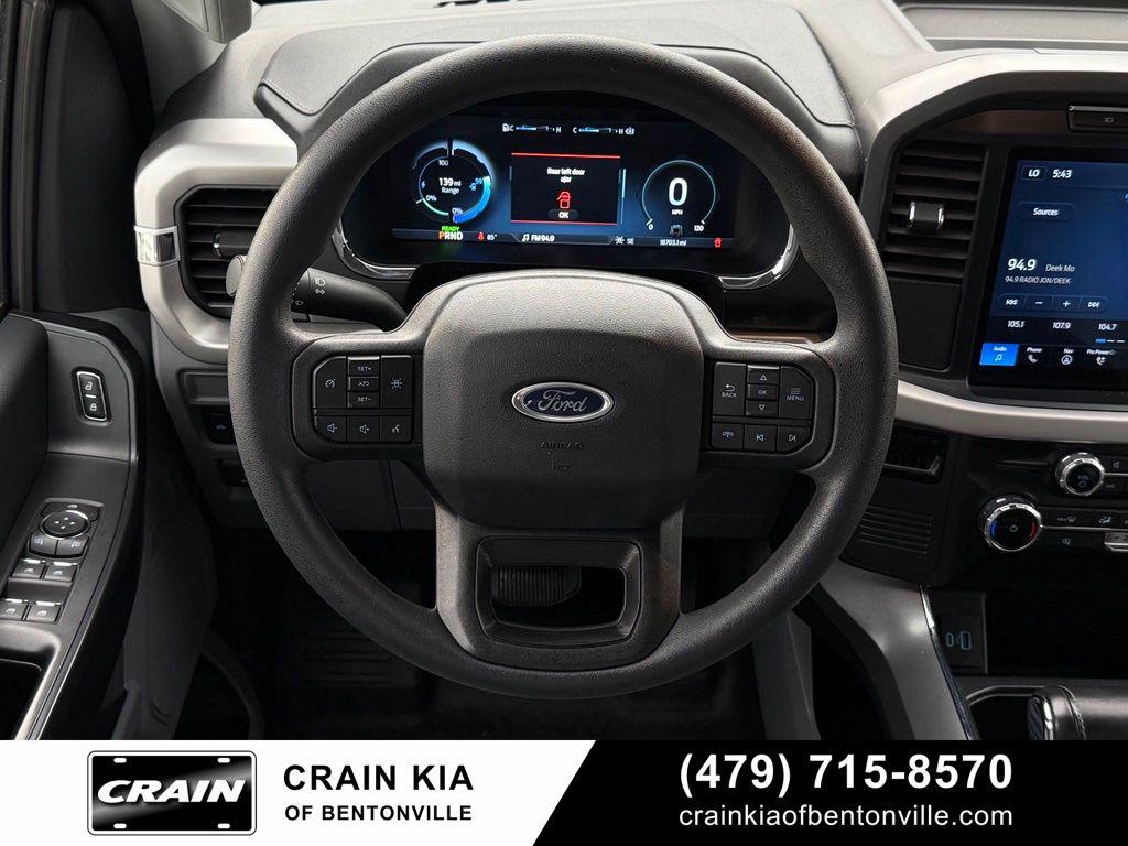 صورة 12 لـ 2022 FORD F-150 LIGHTNING PRO