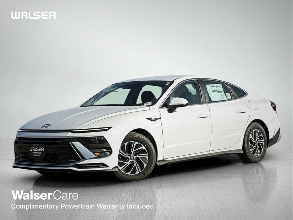 New 2026 Hyundai SONATA Hybrid Base