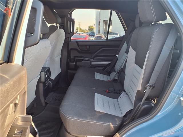 2025 Toyota 4RUNNER TRD OFF ROAD 缩略图 24