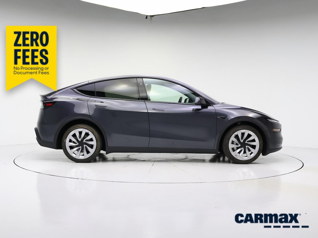 TESLA MODEL Y LONG RANGE - 9
