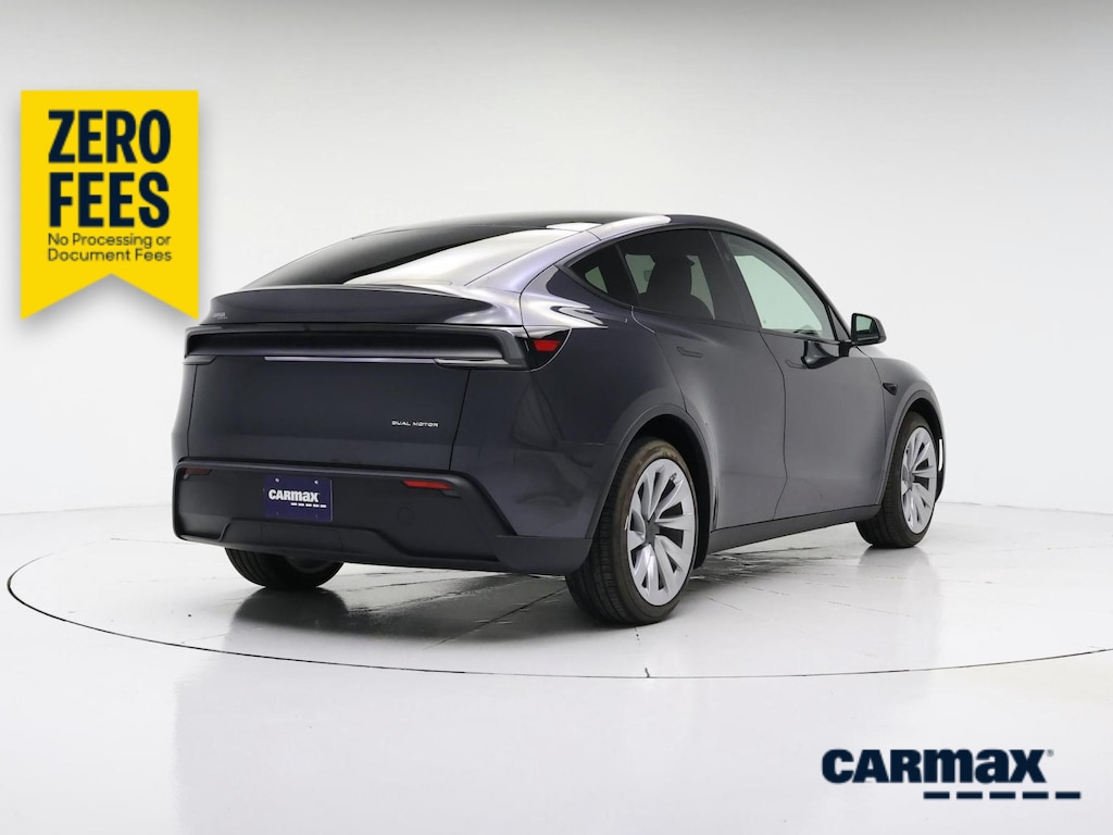 TESLA MODEL Y LONG RANGE - 10
