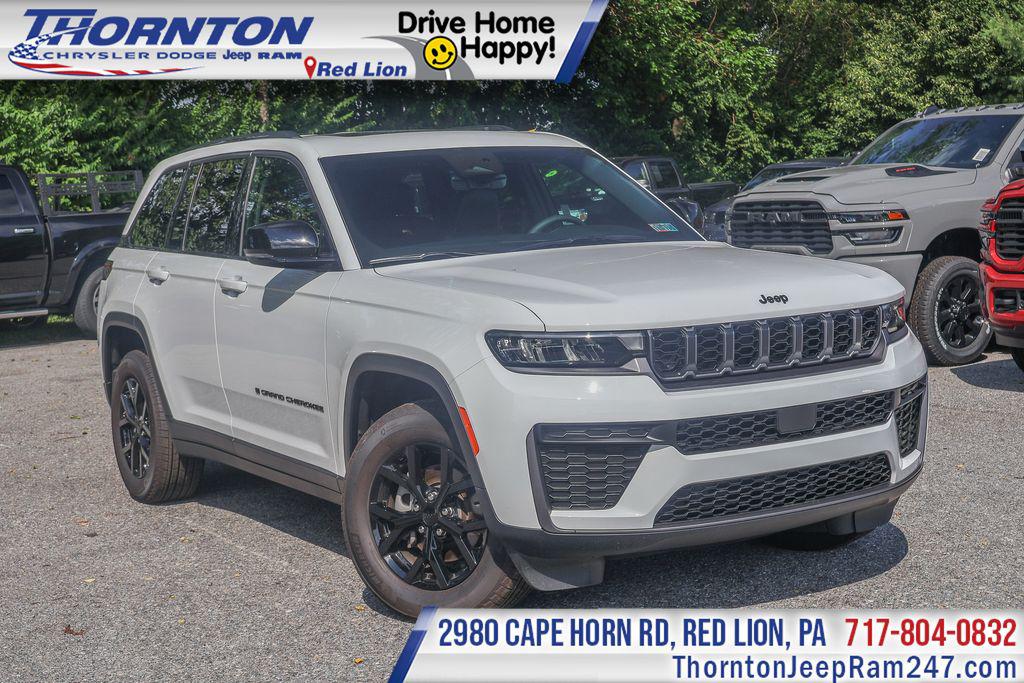 New 2026 Jeep Grand Cherokee Altitude