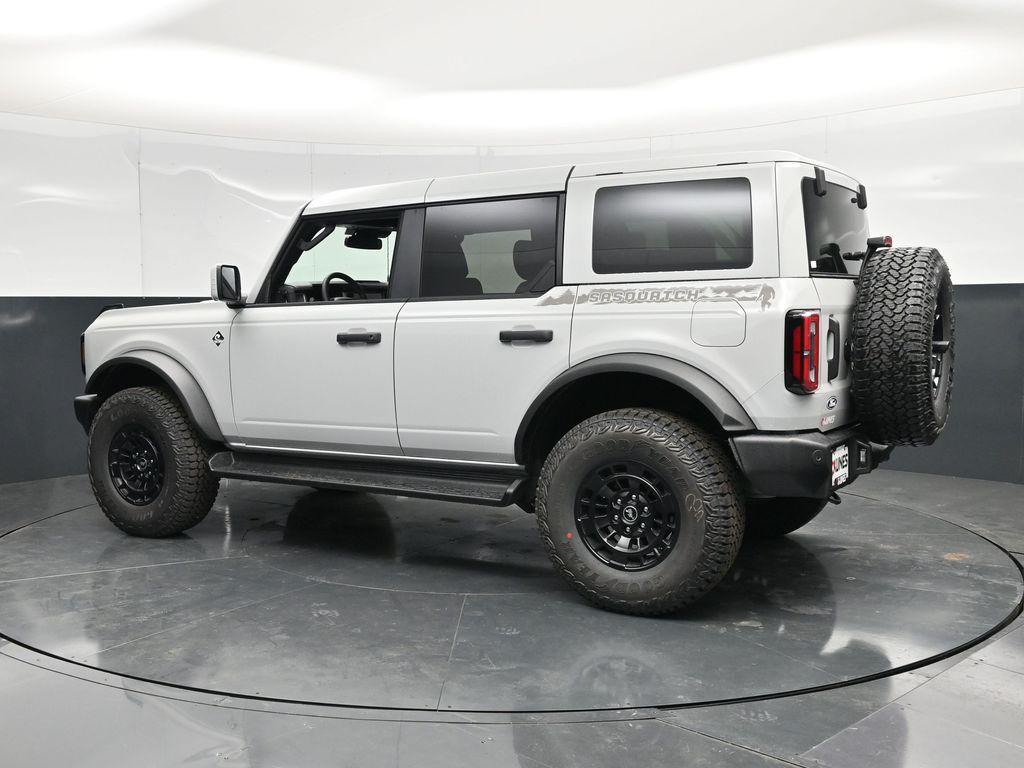 FORD BRONCO - 10