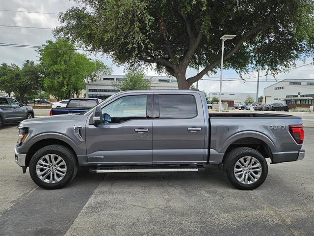 FORD F-150 XLT - 4