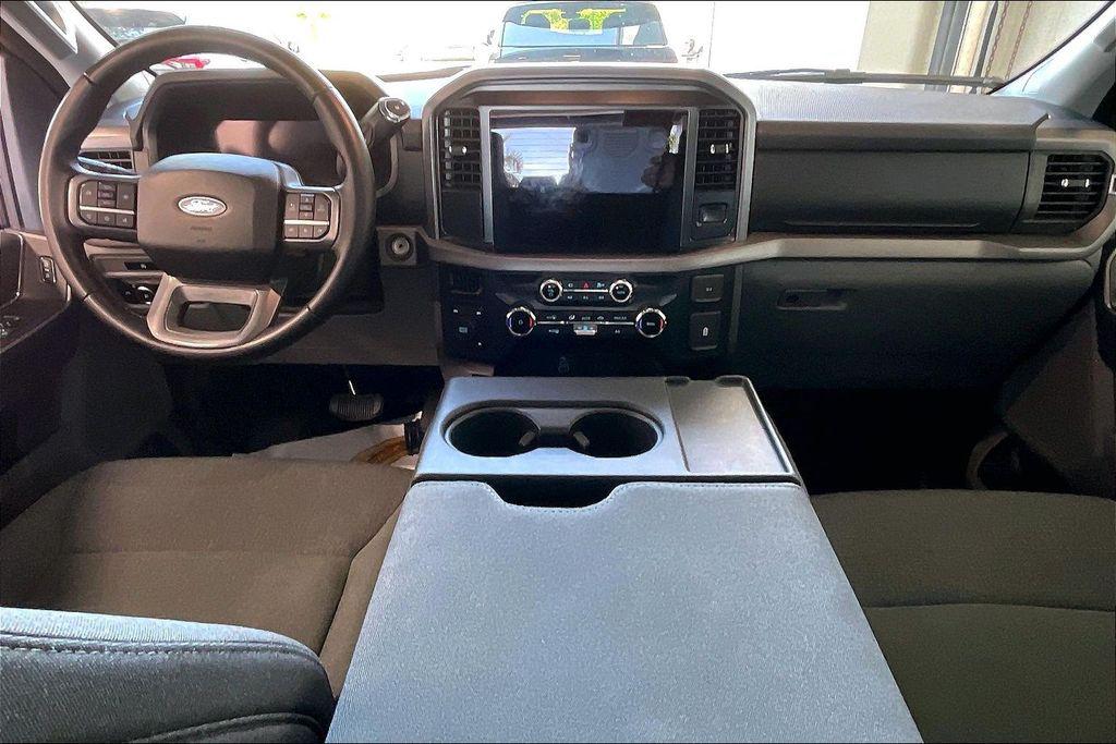 صورة مصغرة 6 لـ 2025 FORD F-150 XLT