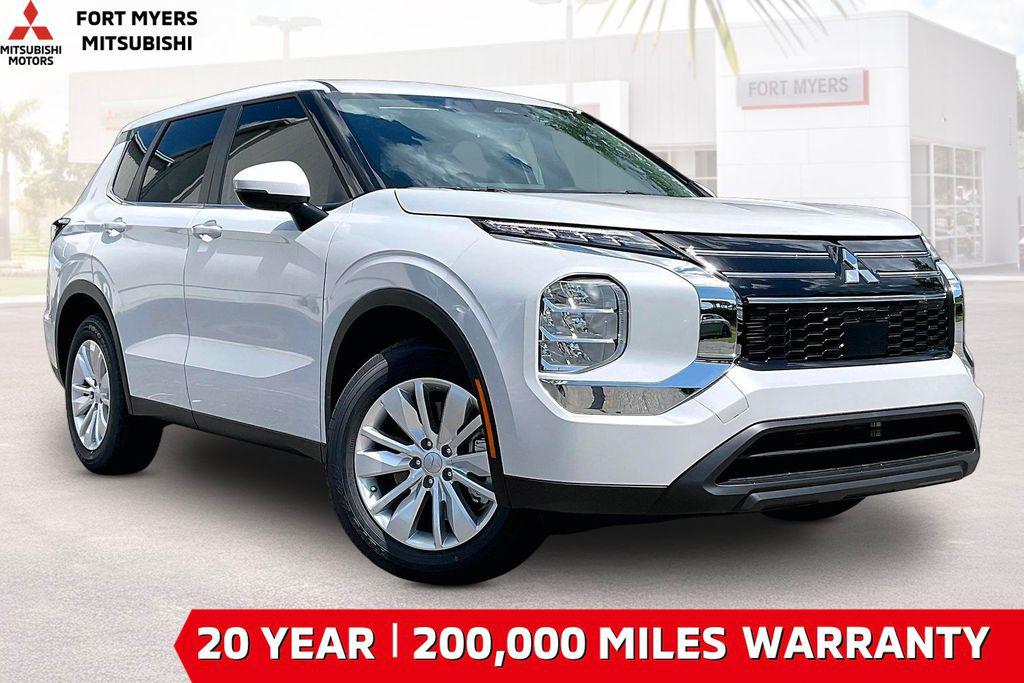 New 2026 Mitsubishi Outlander ES