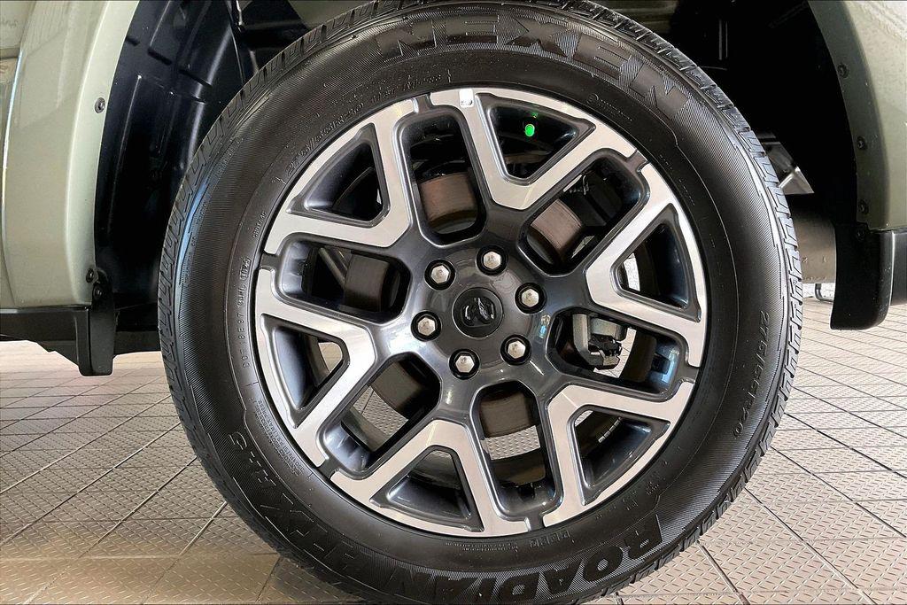 صورة مصغرة 32 لـ 2026 RAM 1500 LARAMIE