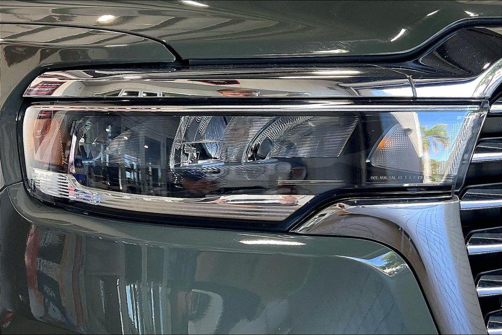 صورة مصغرة 25 لـ 2026 RAM 1500 LARAMIE