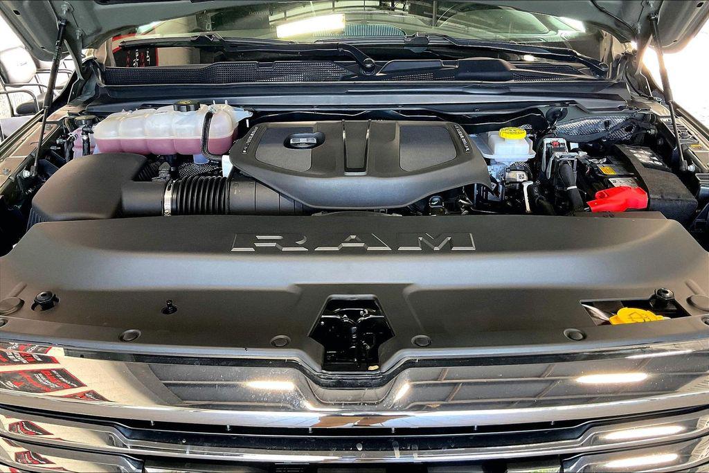 صورة مصغرة 27 لـ 2026 RAM 1500 LARAMIE