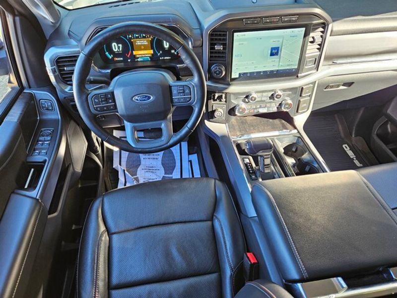 FORD F-150 LARIAT - 8